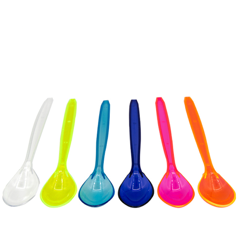 Cucchiaio per la granita e dessert da 19 cm. disponibile in confezioni da 1 kg. contenente circa 230 cucchiaini Cucchiaio per la granita e dessert da 19 cm. disponibile in confezioni da 1 kg. contenente circa 230 cucchiaini